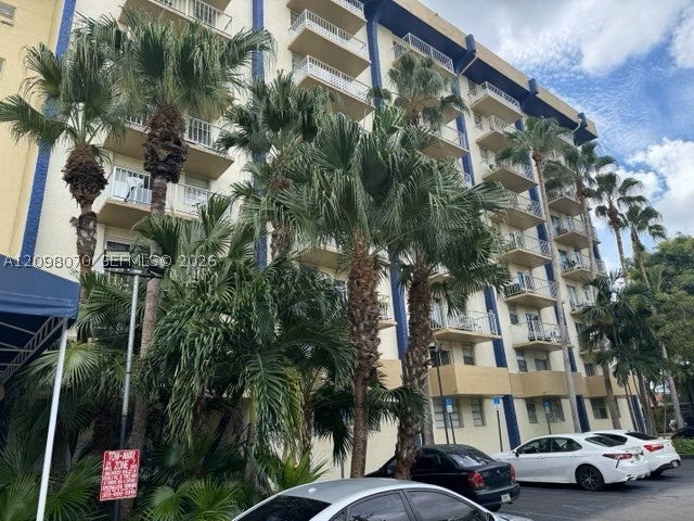 801 NW 47th Ave 902W