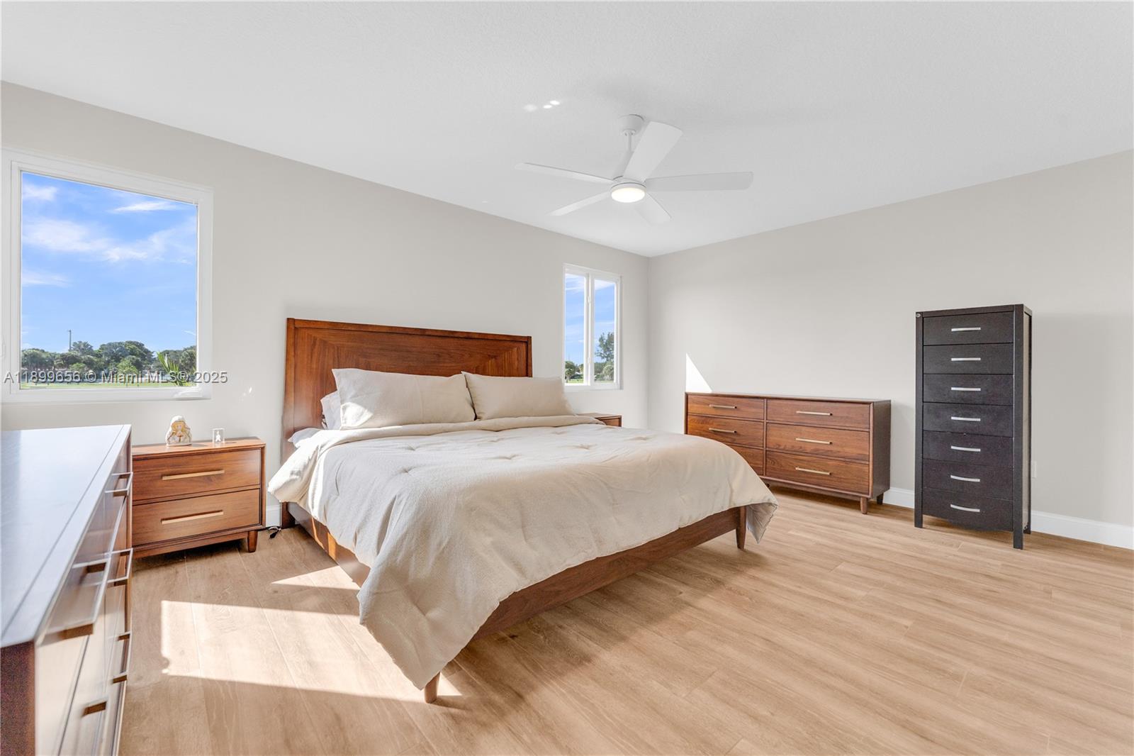 WEST GLEN MANOR - Residential