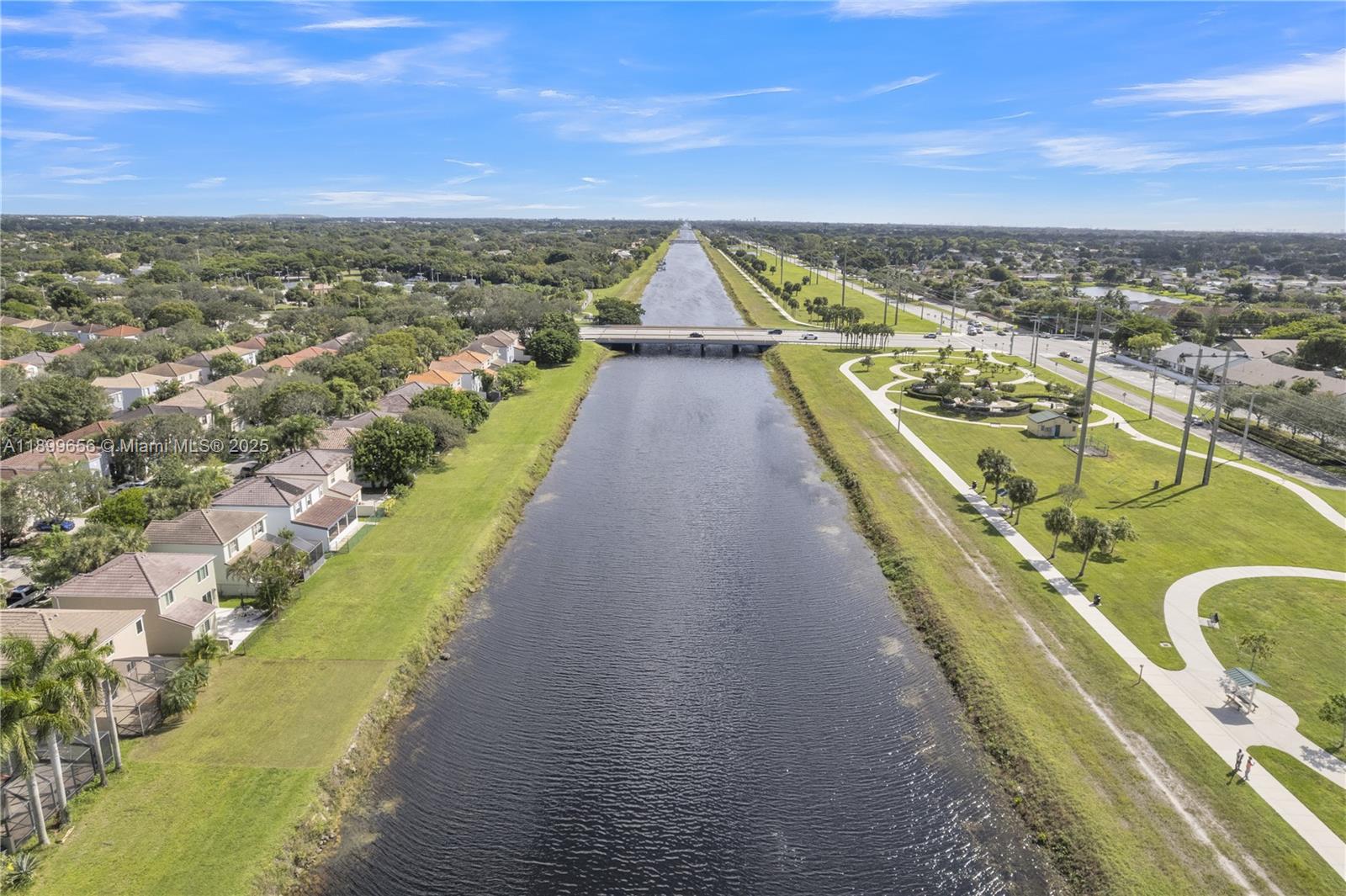 WEST GLEN MANOR - Residential