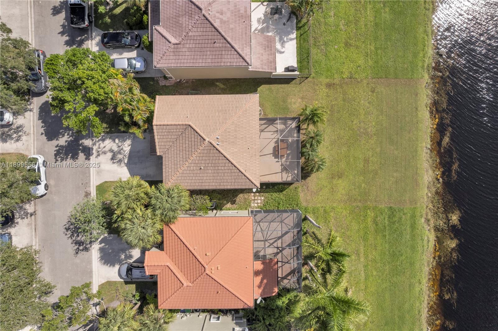 WEST GLEN MANOR - Residential