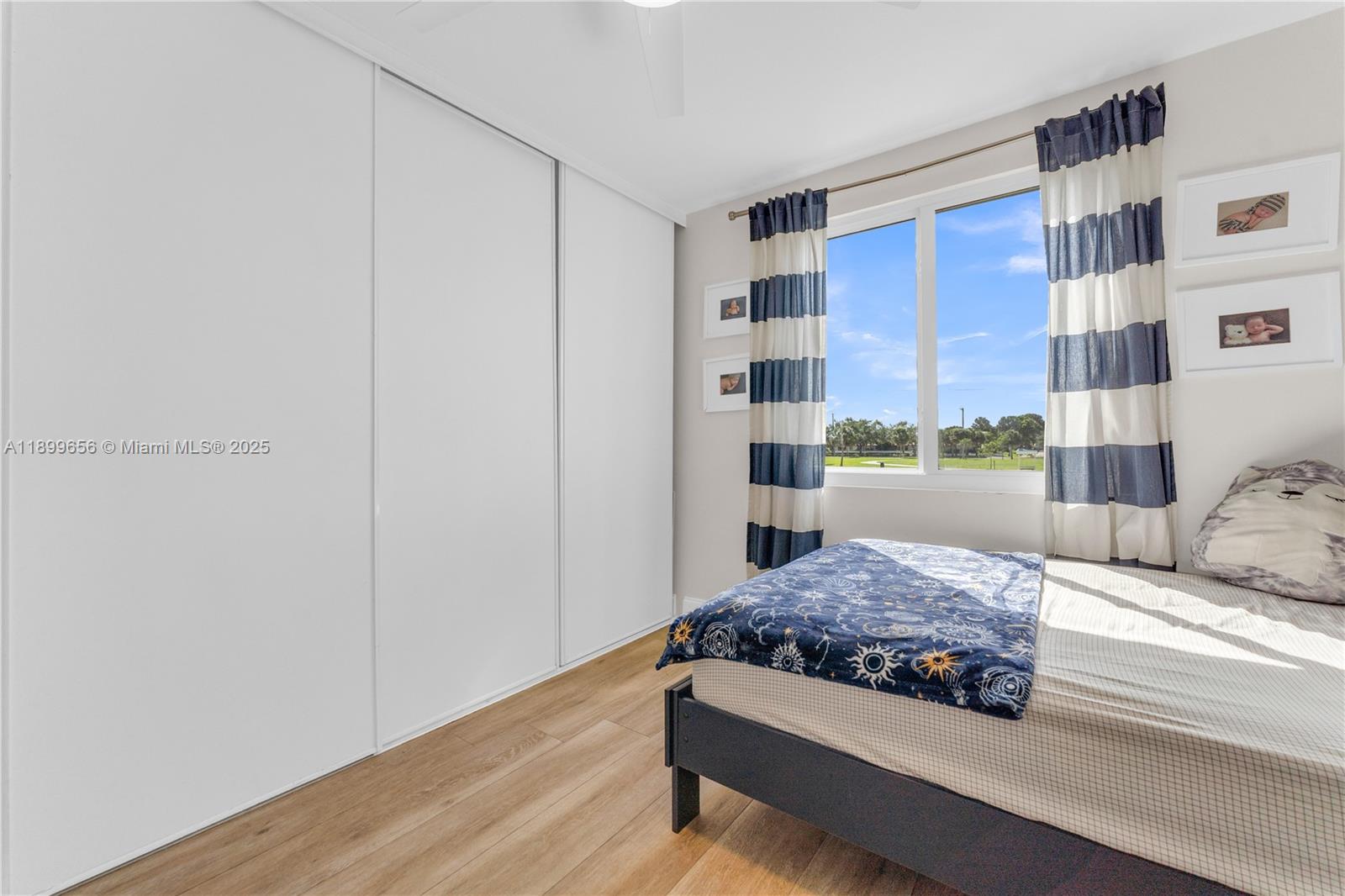 WEST GLEN MANOR - Residential