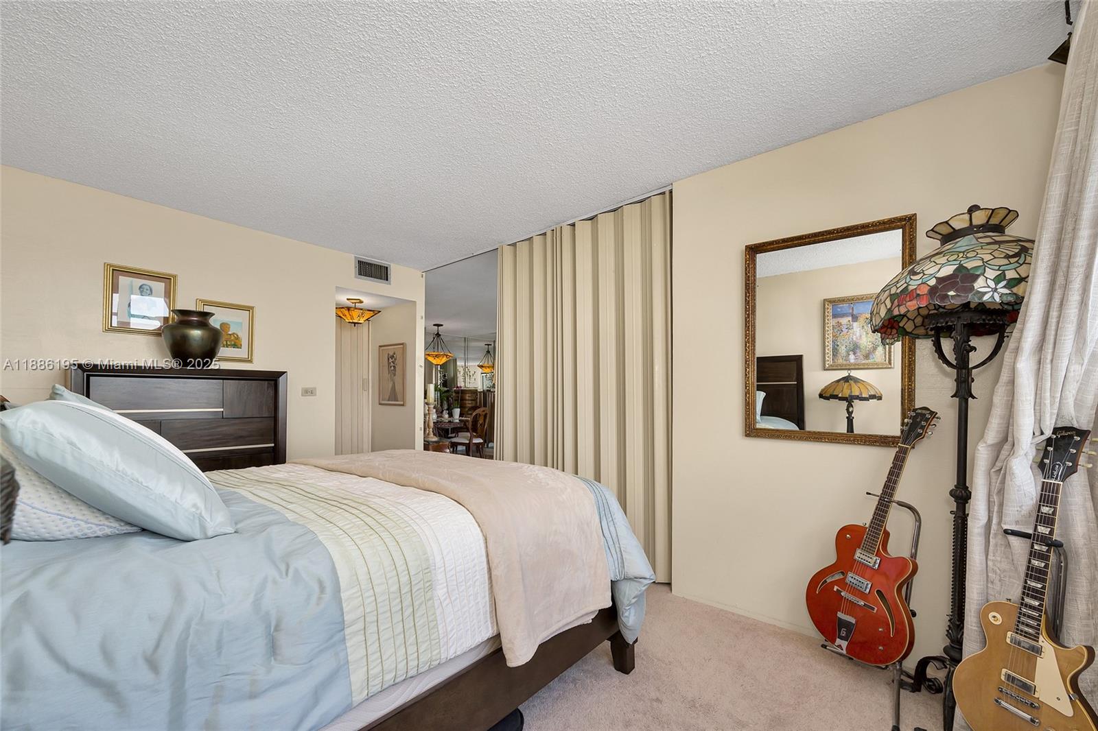 COMMODORE PLAZA CONDO - Residential