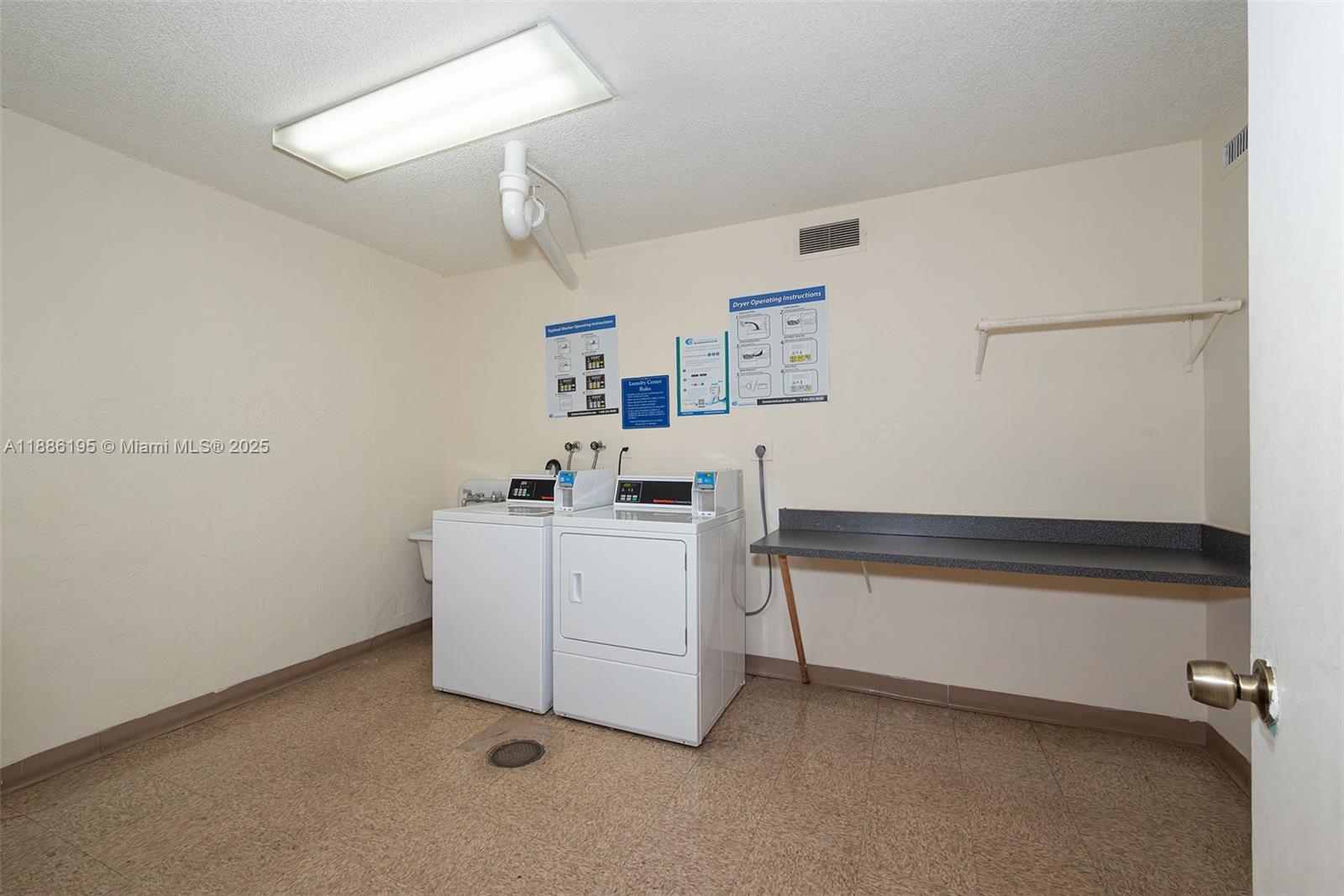 COMMODORE PLAZA CONDO - Residential