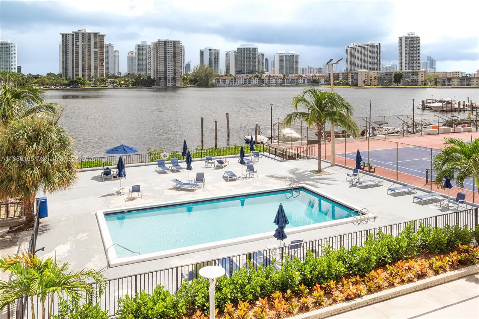 COMMODORE PLAZA CONDO - Residential