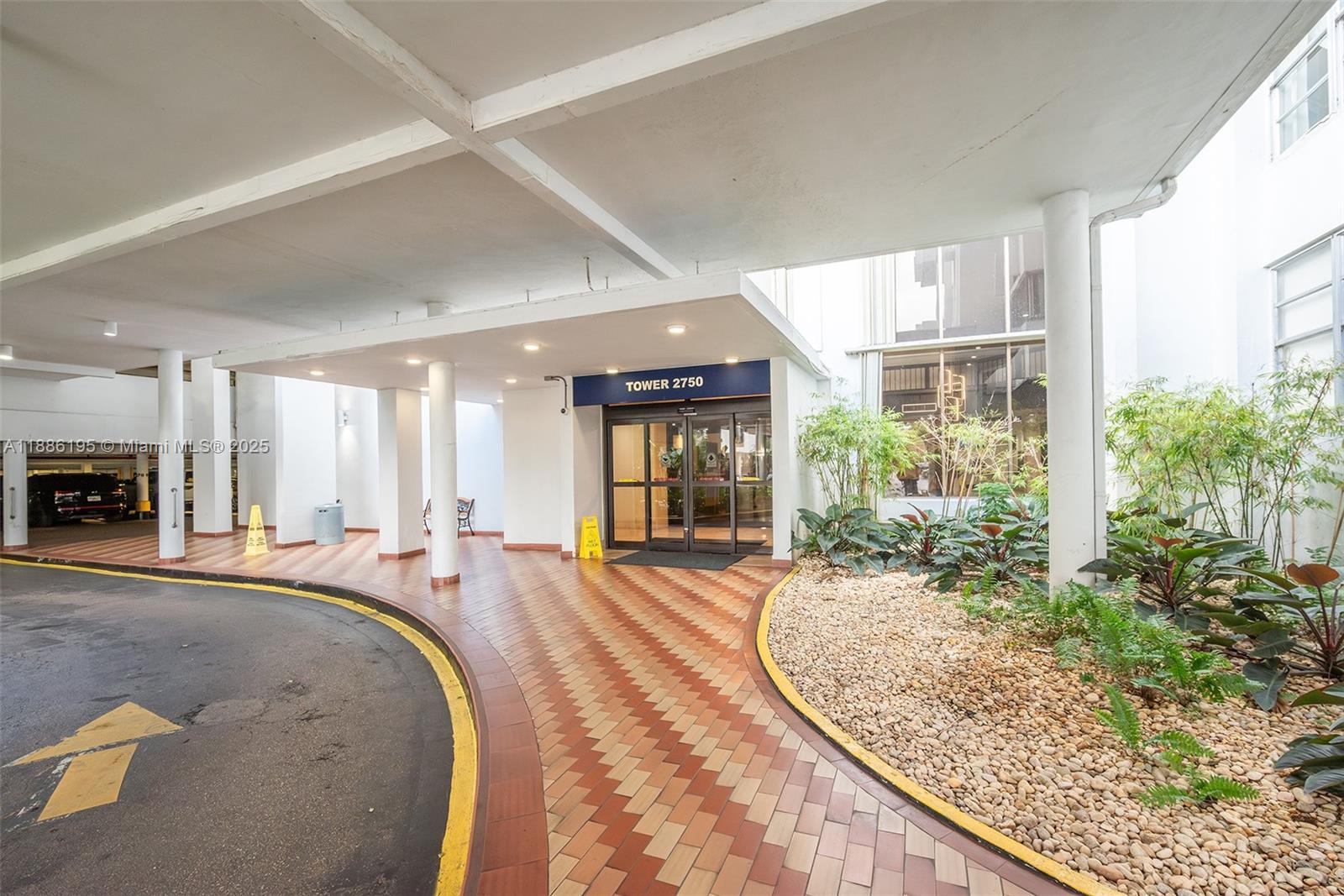 COMMODORE PLAZA CONDO - Residential