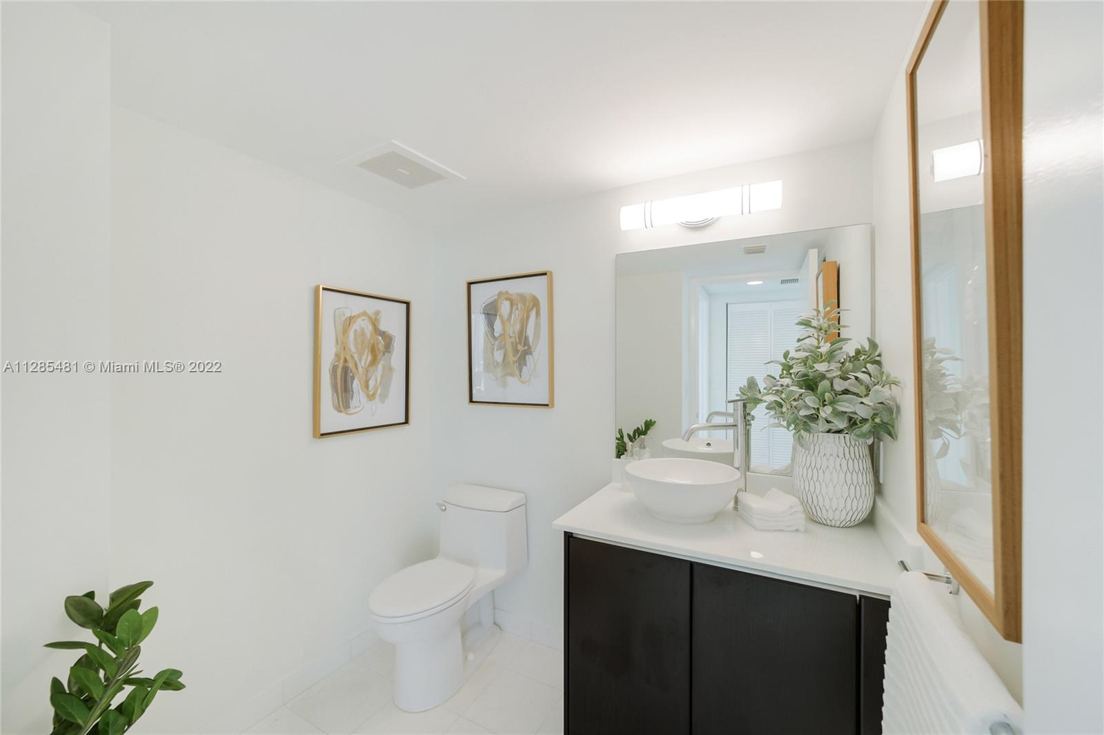 ONYX ON THE BAY CONDO - Residential