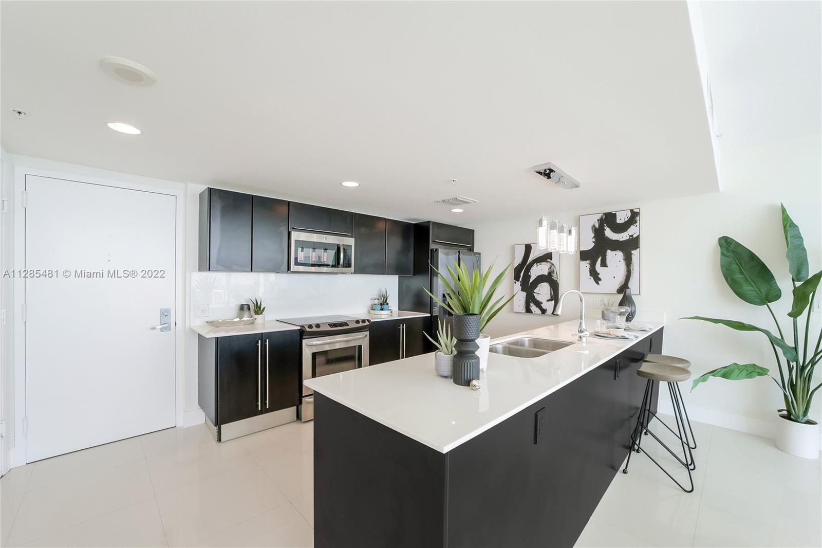 ONYX ON THE BAY CONDO - Residential