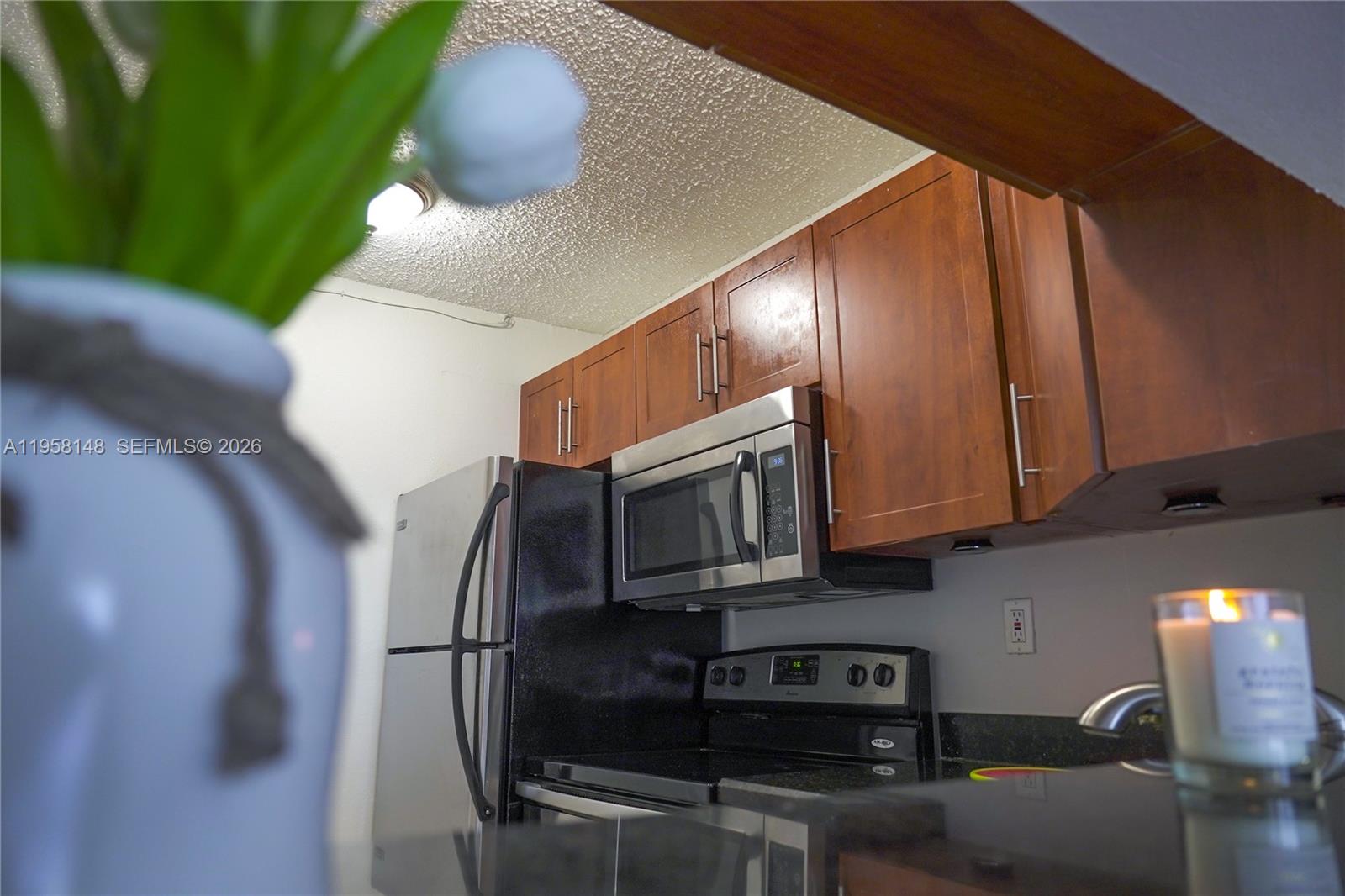 MONTECARLO CONDO - Residential Lease