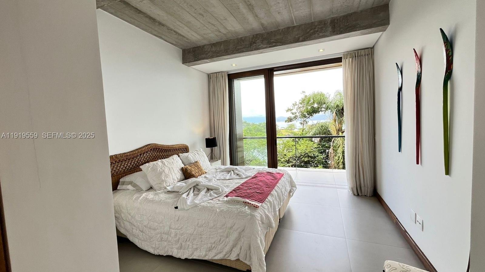 Praia do Pacuíba - Residential