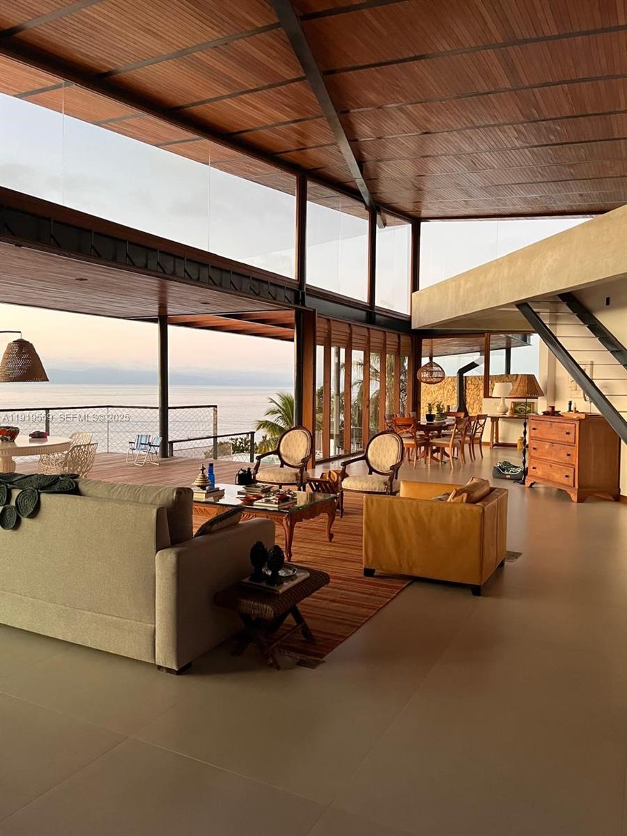 Praia do Pacuíba - Residential