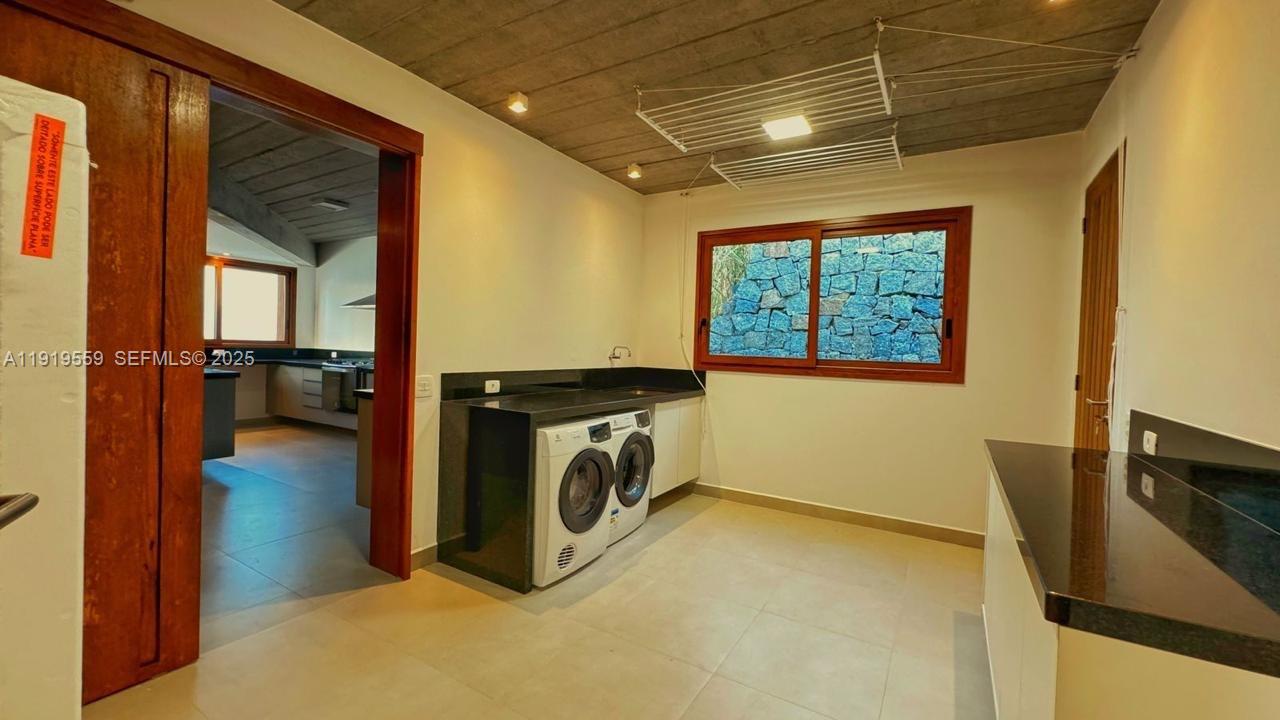 Praia do Pacuíba - Residential