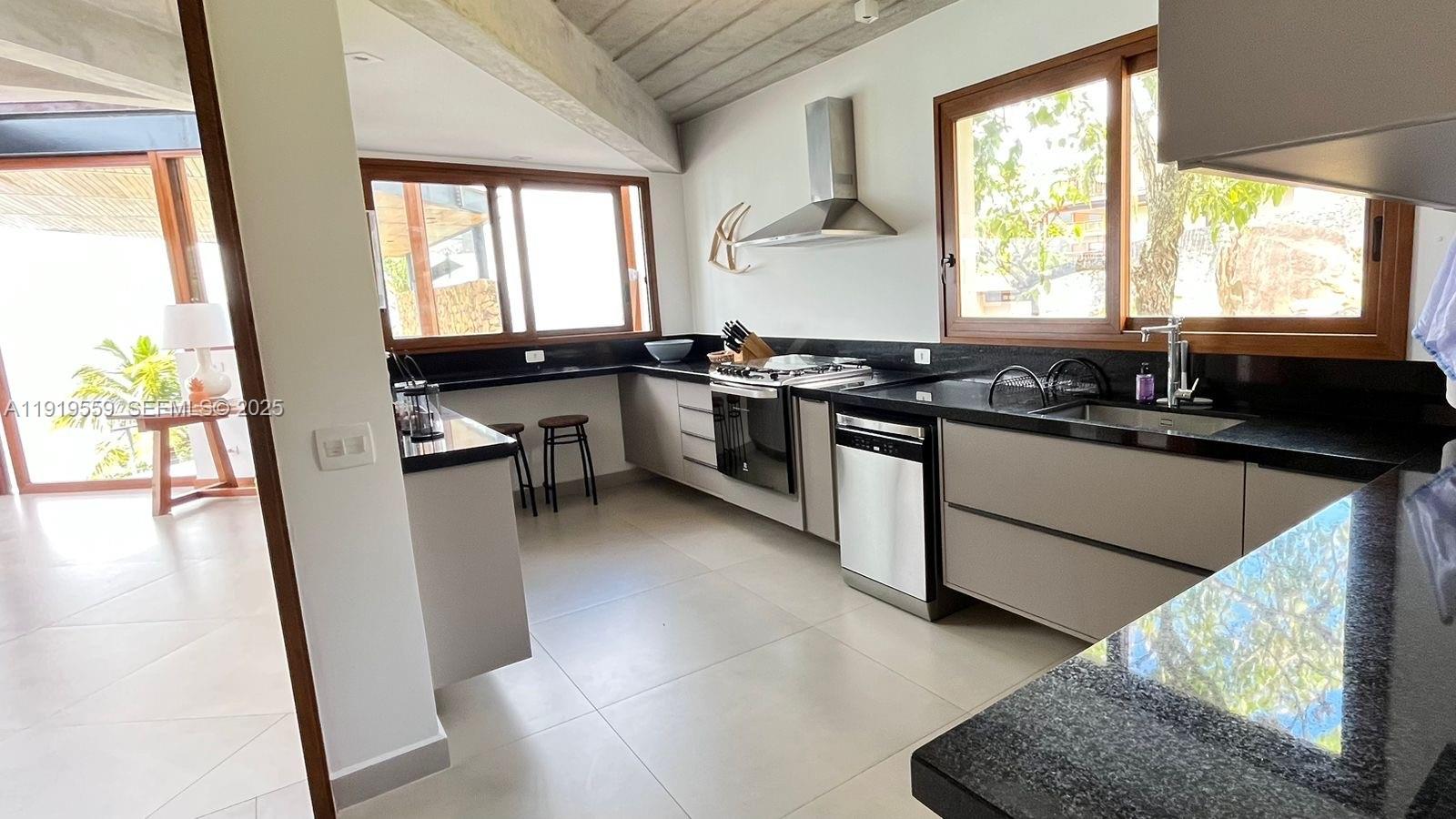 Praia do Pacuíba - Residential