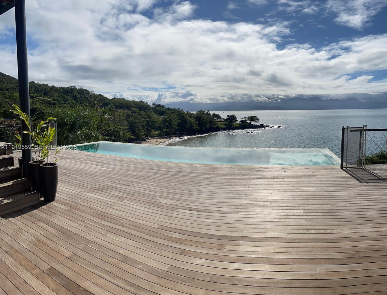 Praia do Pacuíba - Residential