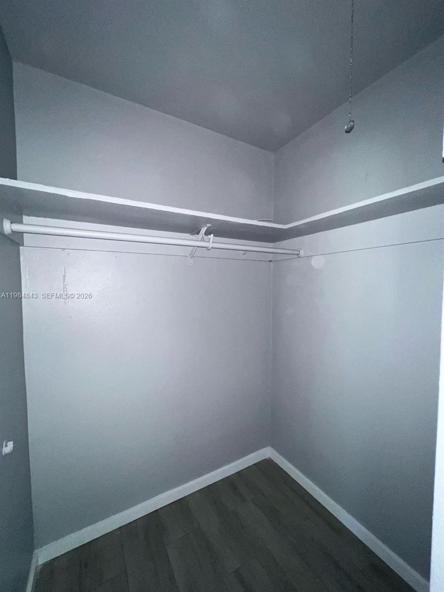 LA PALOMA - Residential Income