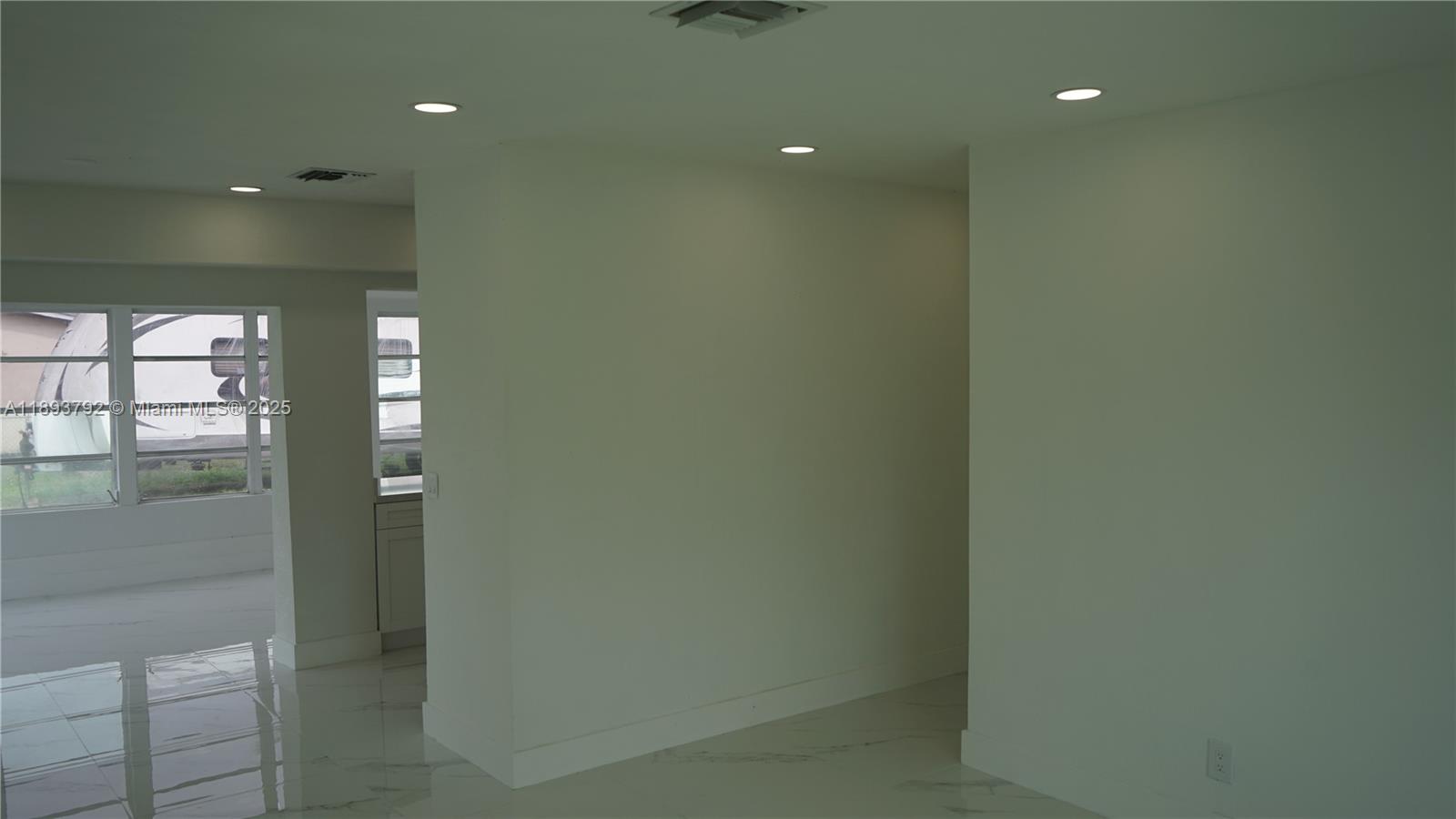 LAKE FOREST SEC 4 - Residential