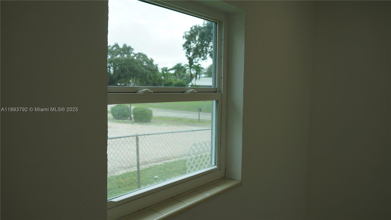 LAKE FOREST SEC 4 - Residential