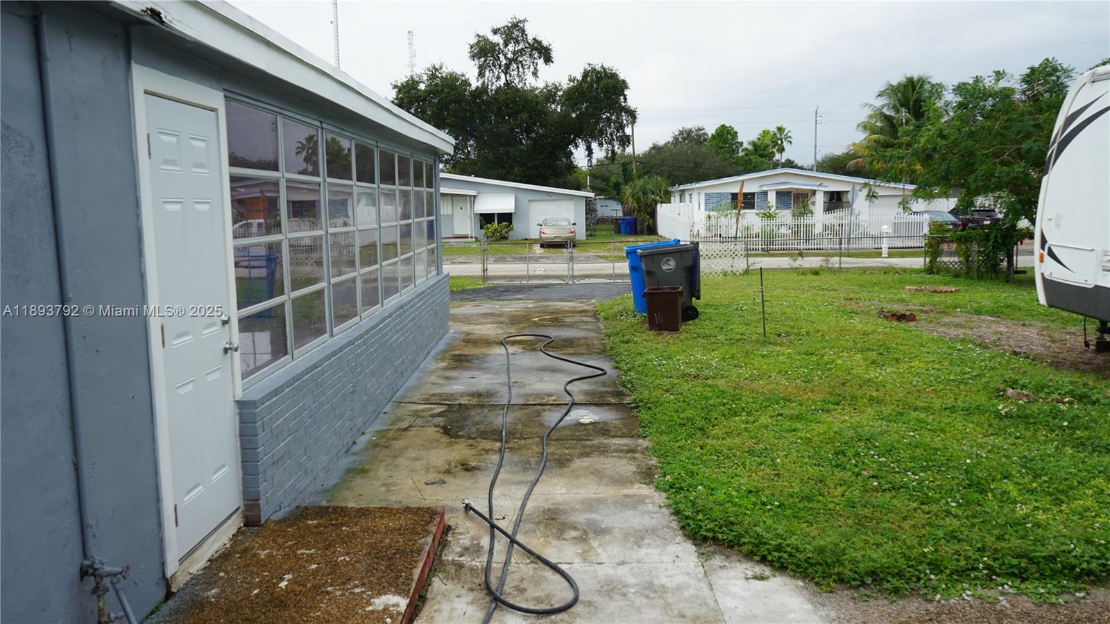 LAKE FOREST SEC 4 - Residential