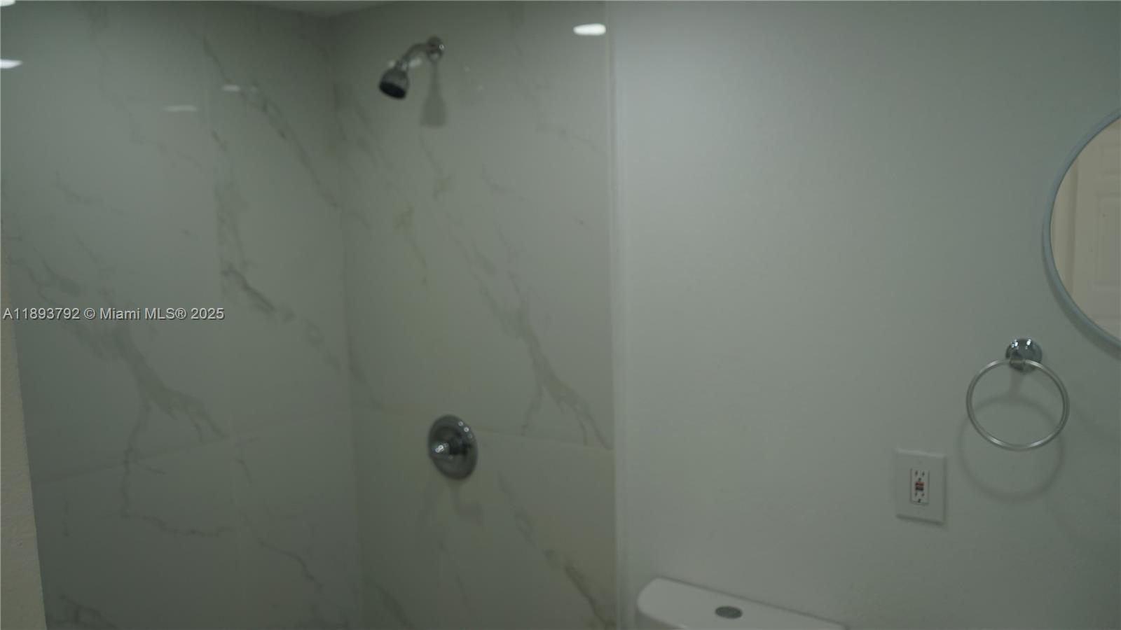 LAKE FOREST SEC 4 - Residential