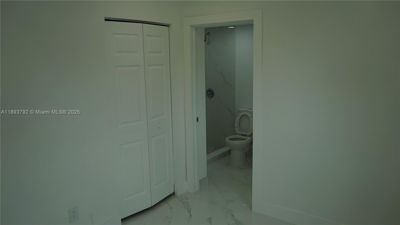 LAKE FOREST SEC 4 - Residential