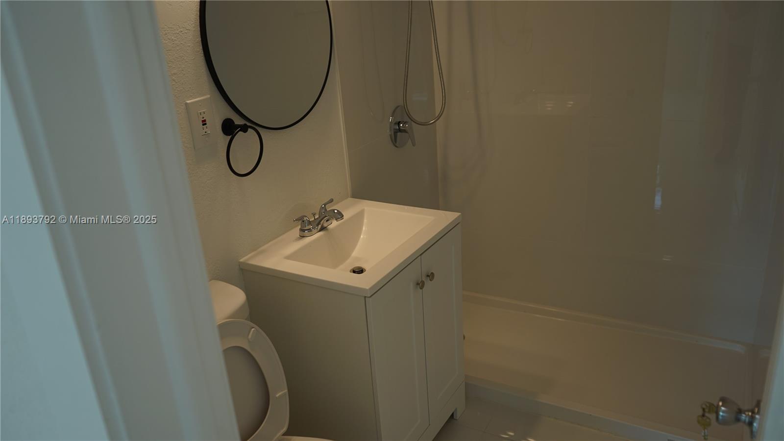 LAKE FOREST SEC 4 - Residential