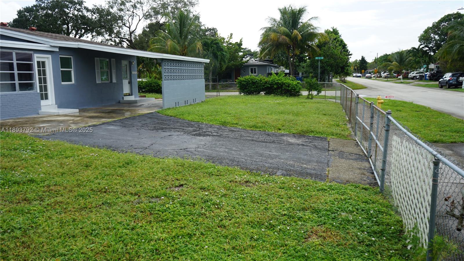 LAKE FOREST SEC 4 - Residential