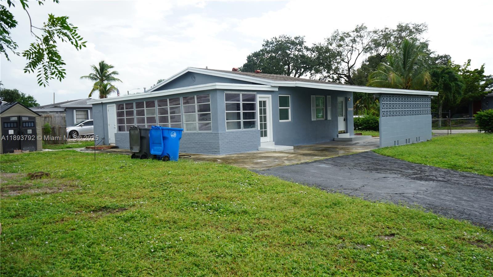 LAKE FOREST SEC 4 - Residential