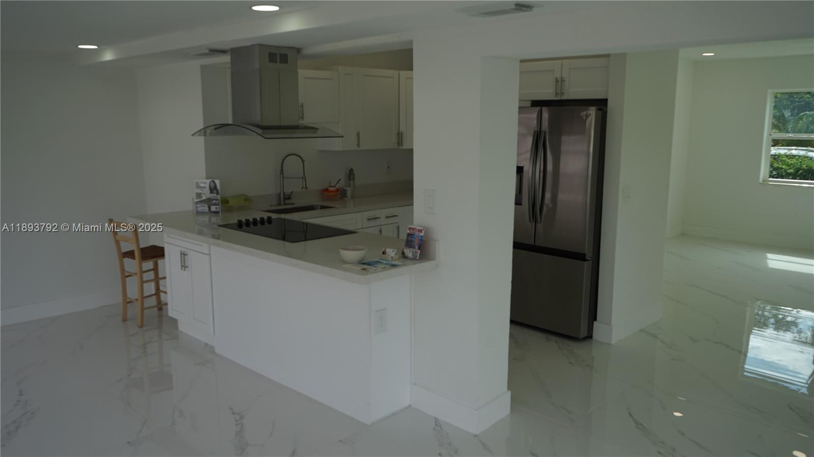 LAKE FOREST SEC 4 - Residential