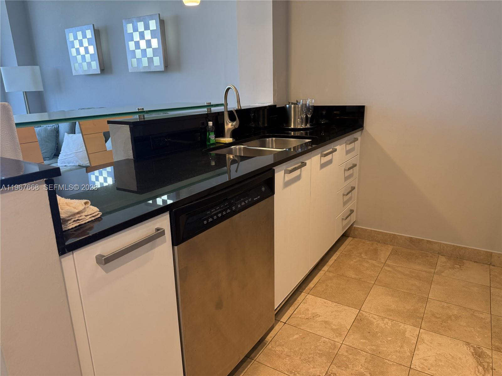 M RESORT RESIDENCES CONDO - Residential