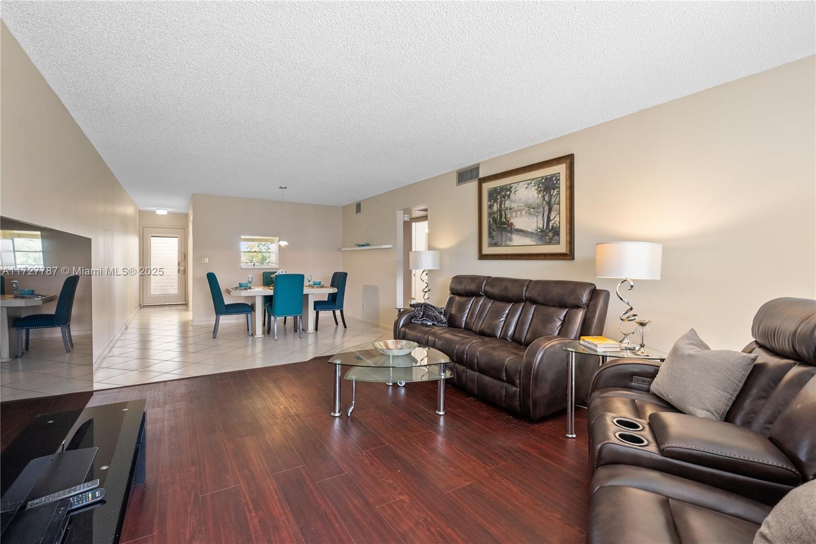 Property for Sale at 3405 Bimini Ln B3, Coconut Creek, Broward County, Florida - Bedrooms: 2 
Bathrooms: 2  - $150,000