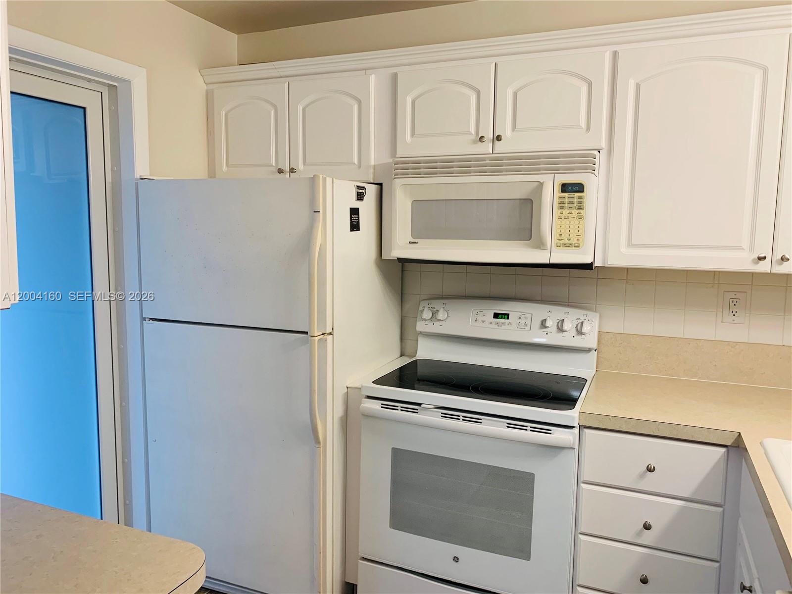 LEISURE GARDENS CONDO - Residential Lease