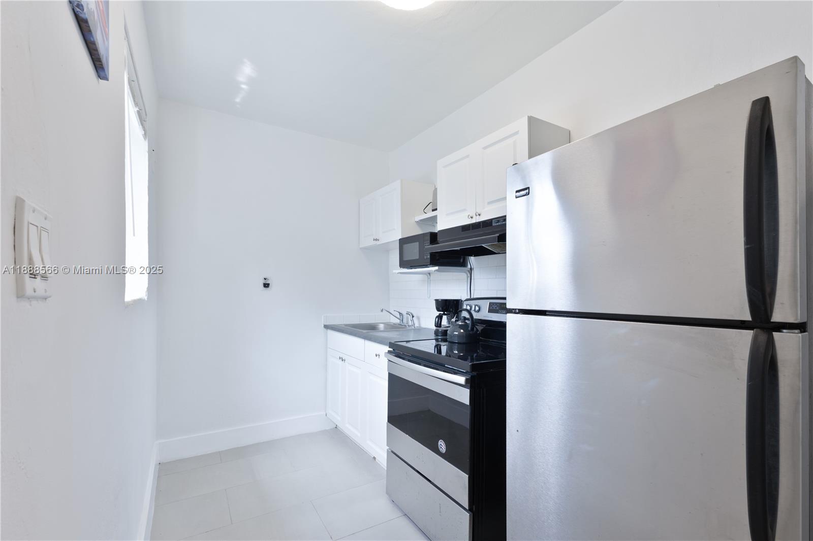 HOLLYWOOD SOUTH SIDE ADD - Residential