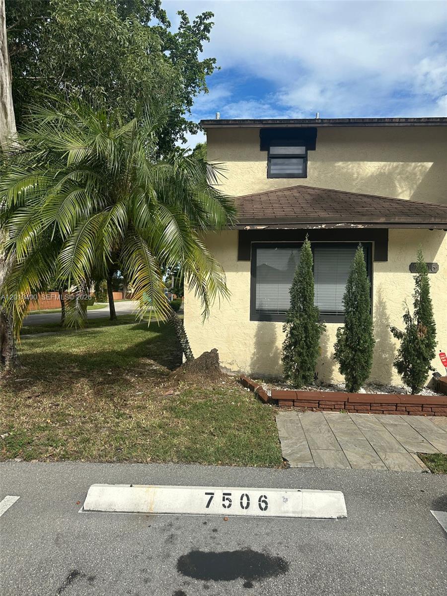 7506 NW 33rd St 0