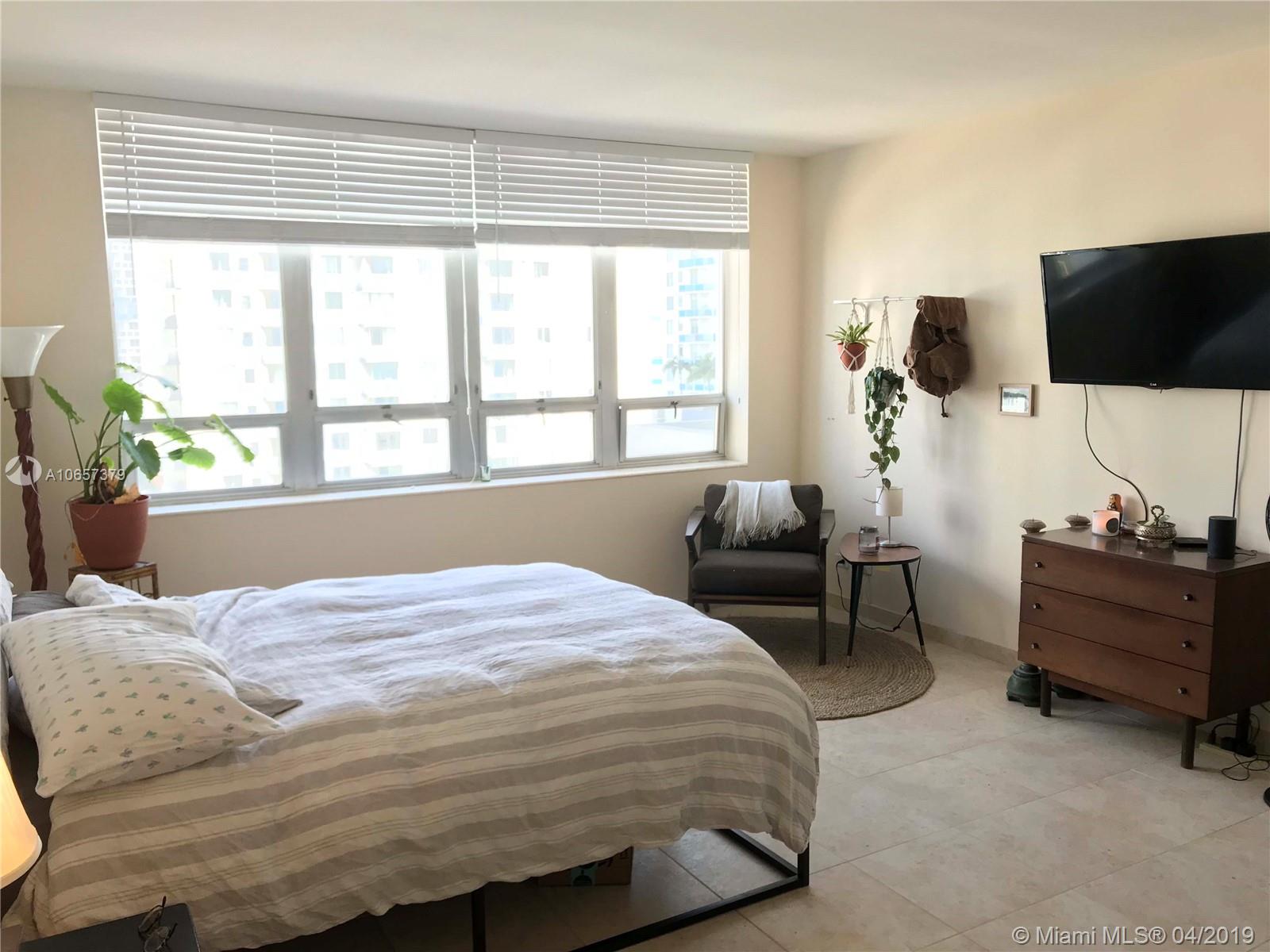 BISCAYNE 21 CONDO - Residential Lease