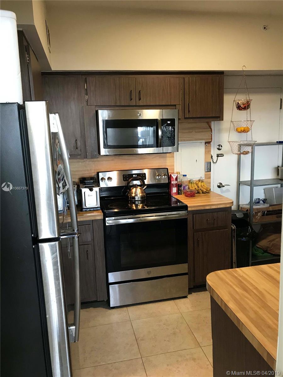 BISCAYNE 21 CONDO - Residential Lease