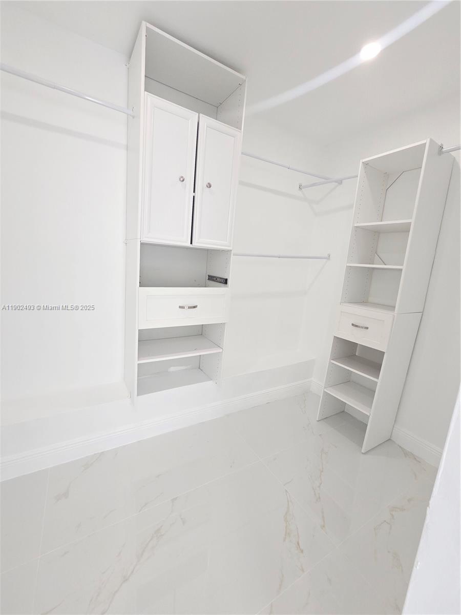 CARVER RANCHES - Residential