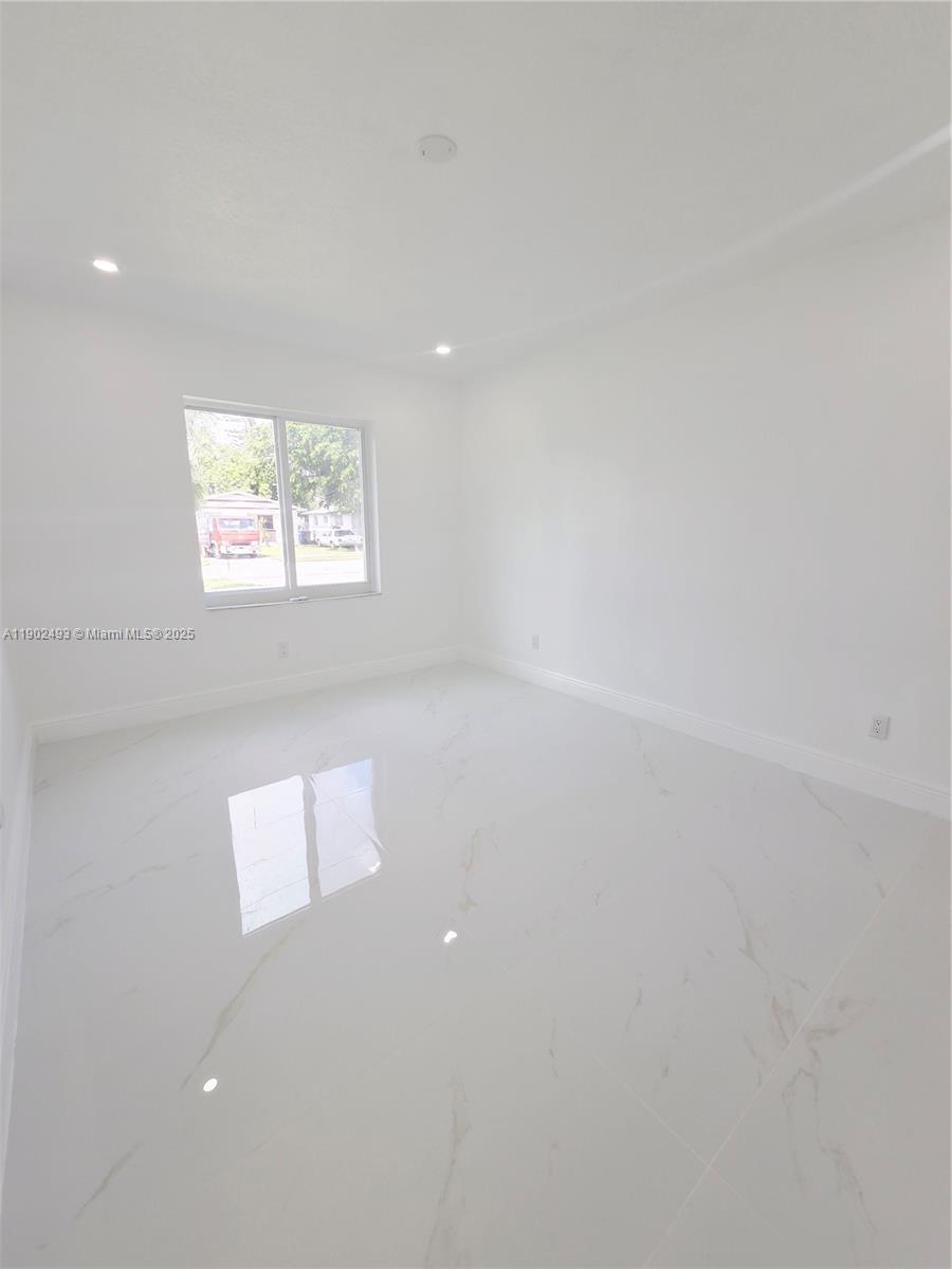 CARVER RANCHES - Residential