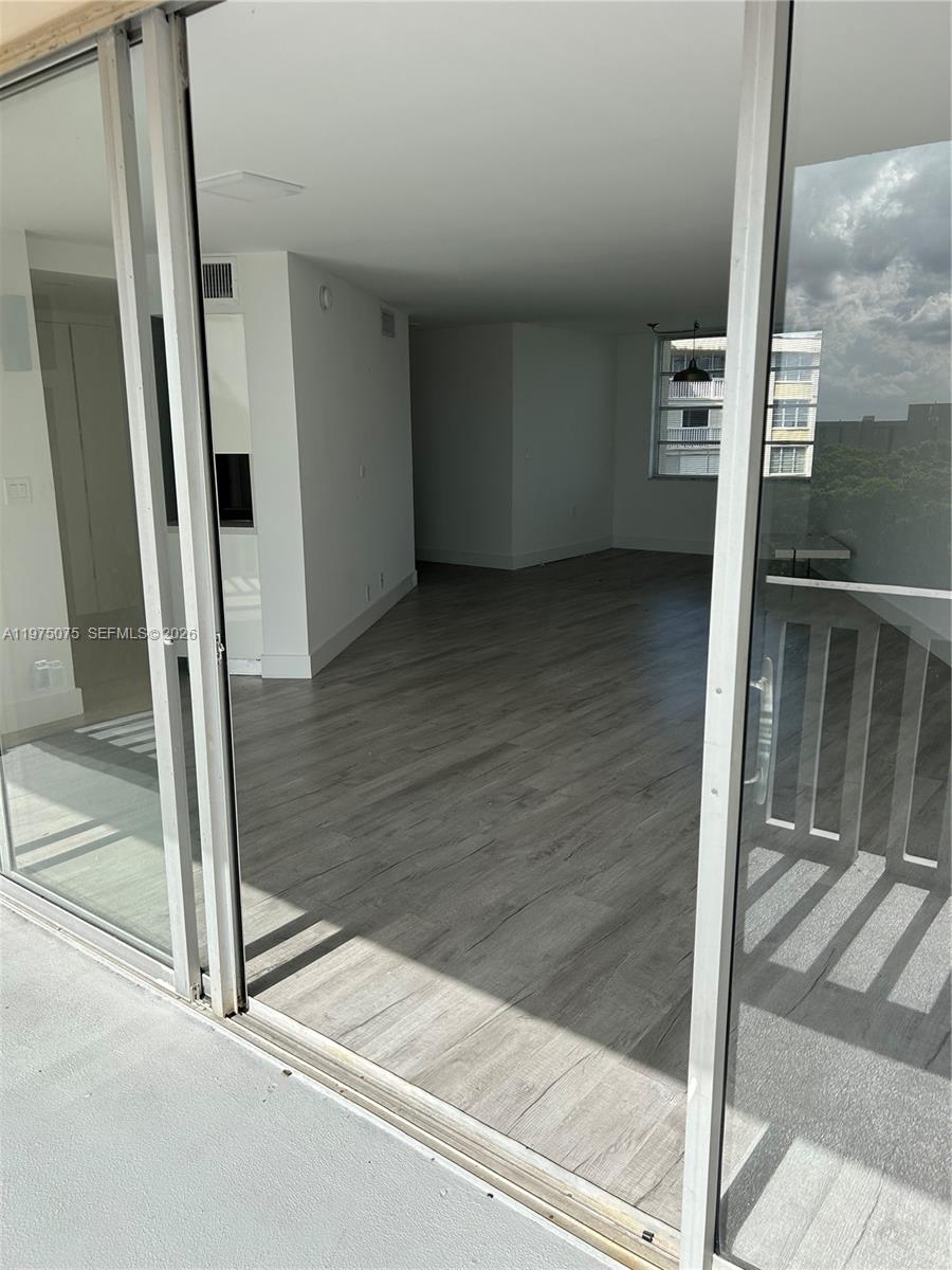 ENVIRON I CONDO 9 - Residential Lease