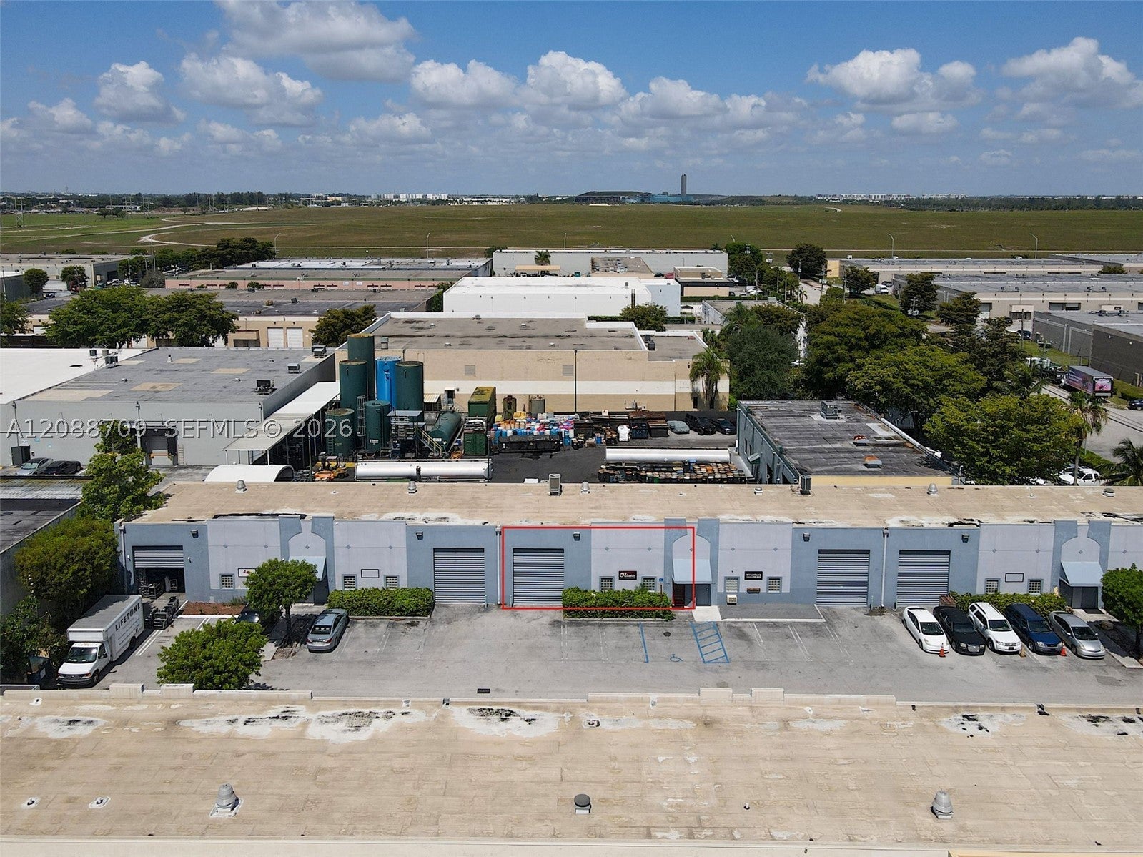 8450 NW 68 ST