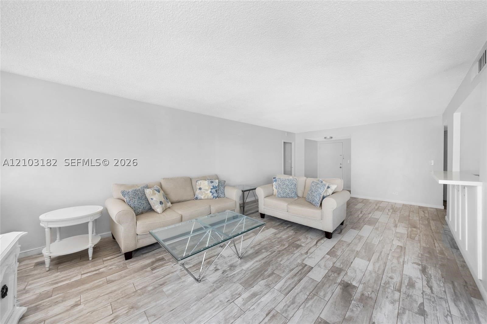 251 174th St 1607