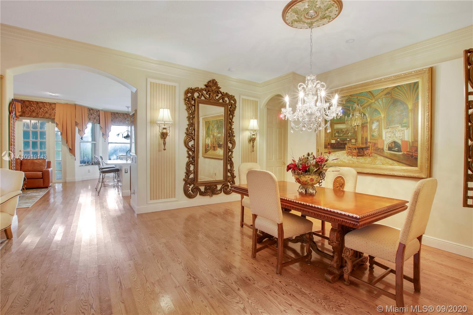 VALENCIA SHORES 3 - Residential