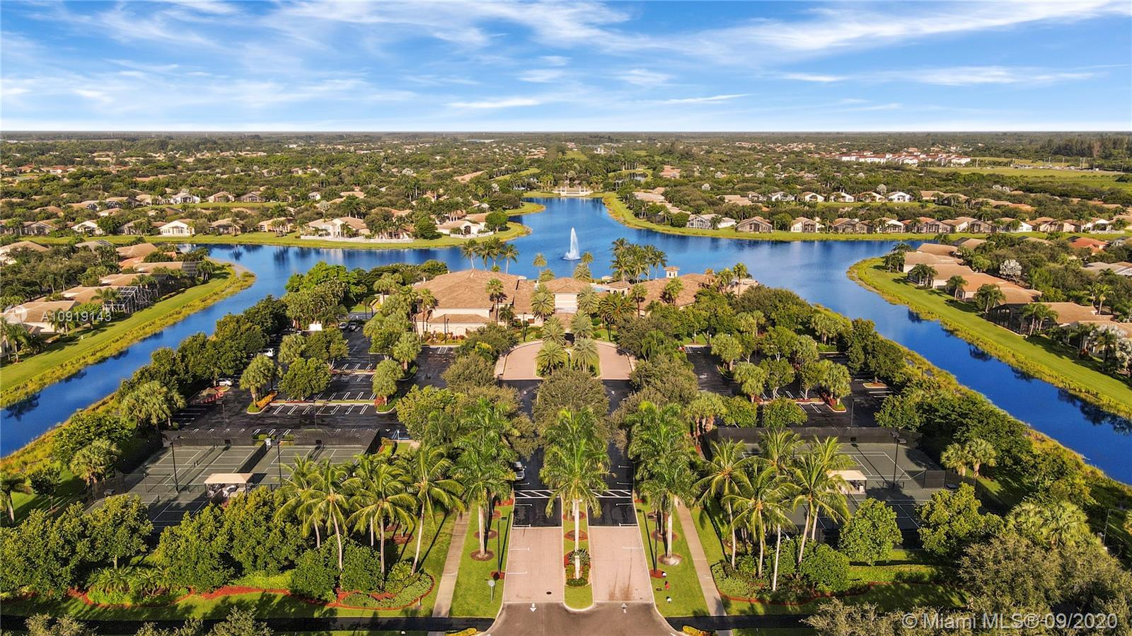 VALENCIA SHORES 3 - Residential