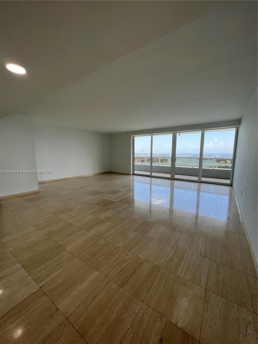 NINE ISLAND AVENUE CONDO - Residential