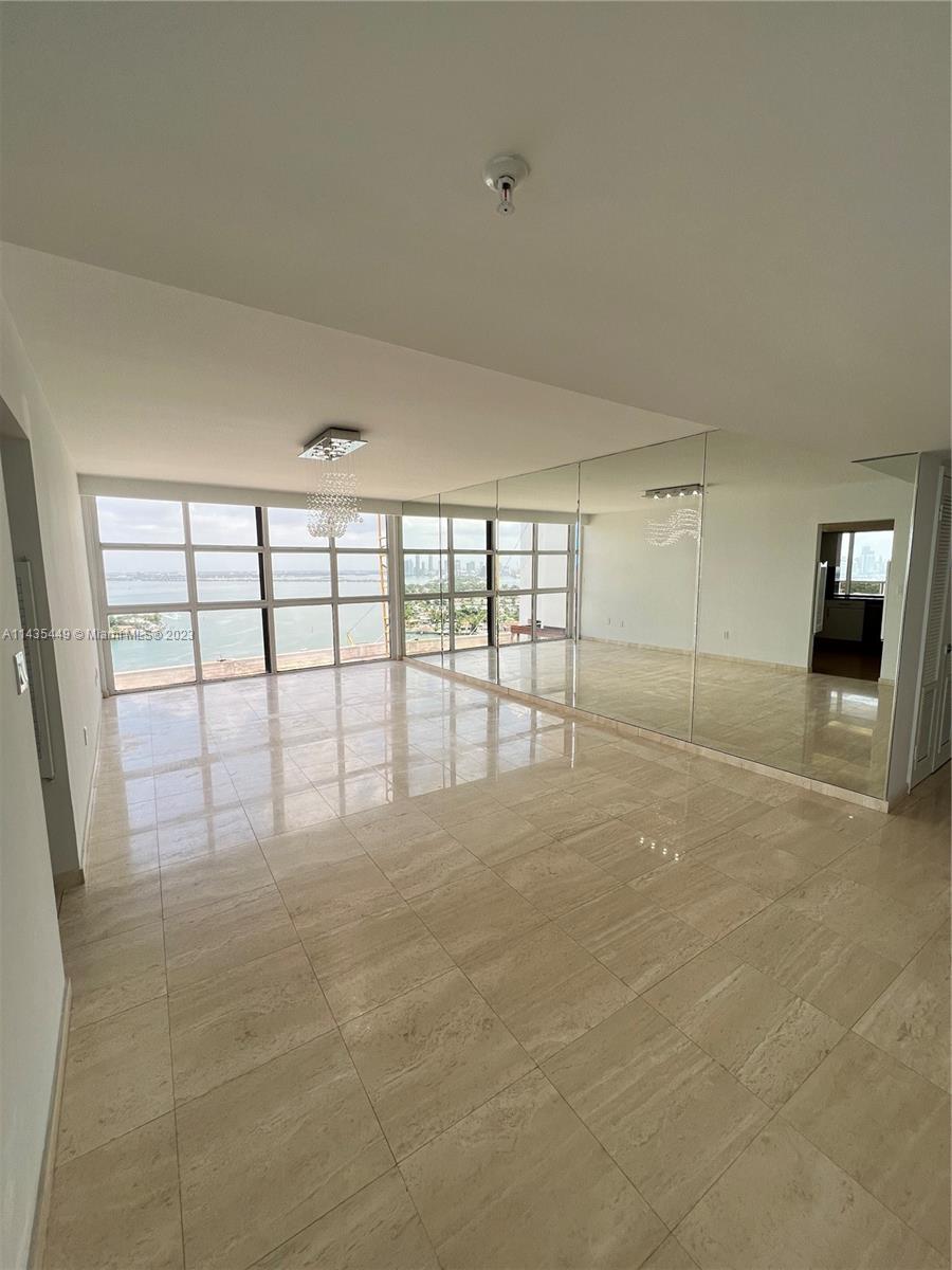 NINE ISLAND AVENUE CONDO - Residential