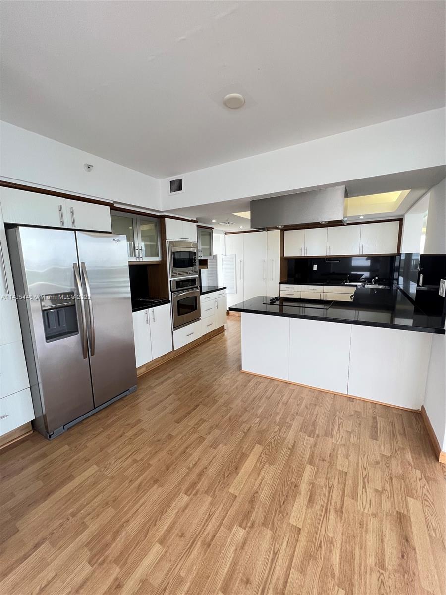 NINE ISLAND AVENUE CONDO - Residential