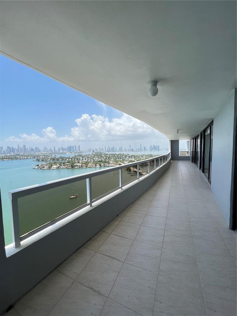 NINE ISLAND AVENUE CONDO - Residential
