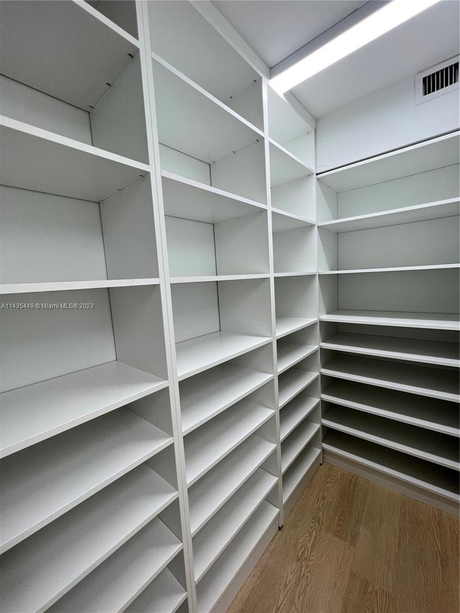 NINE ISLAND AVENUE CONDO - Residential