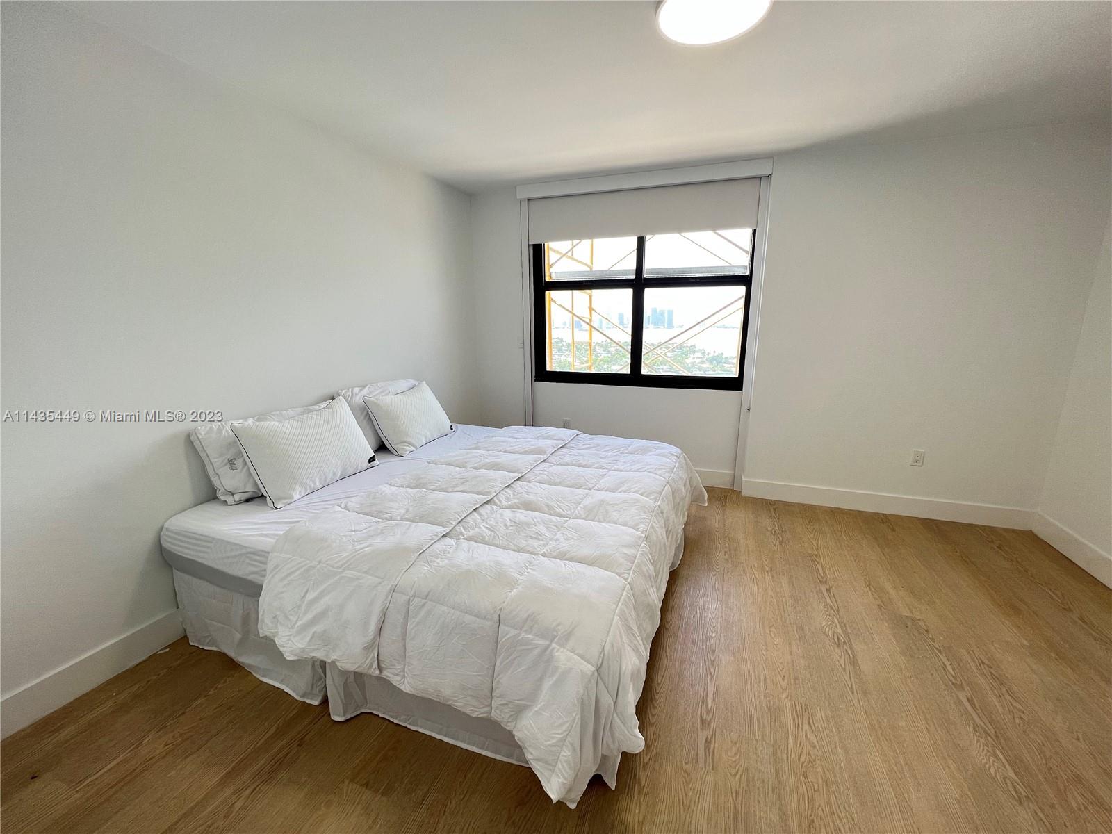 NINE ISLAND AVENUE CONDO - Residential