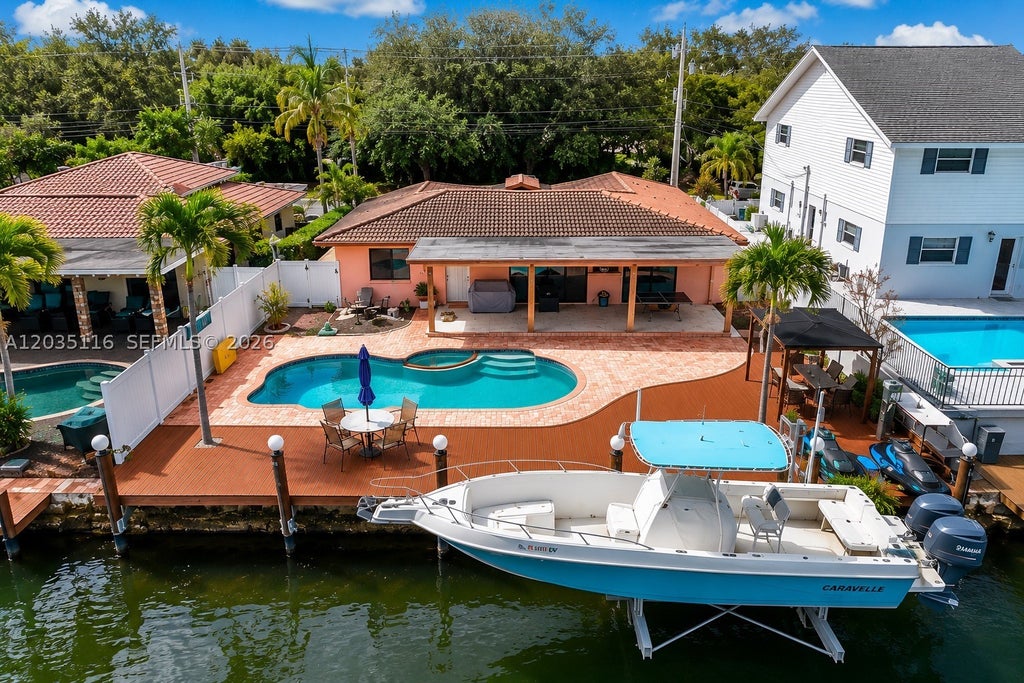Photo of 2447 SE 15th St, Pompano Beach, FL 33062 (MLS # A12035116)