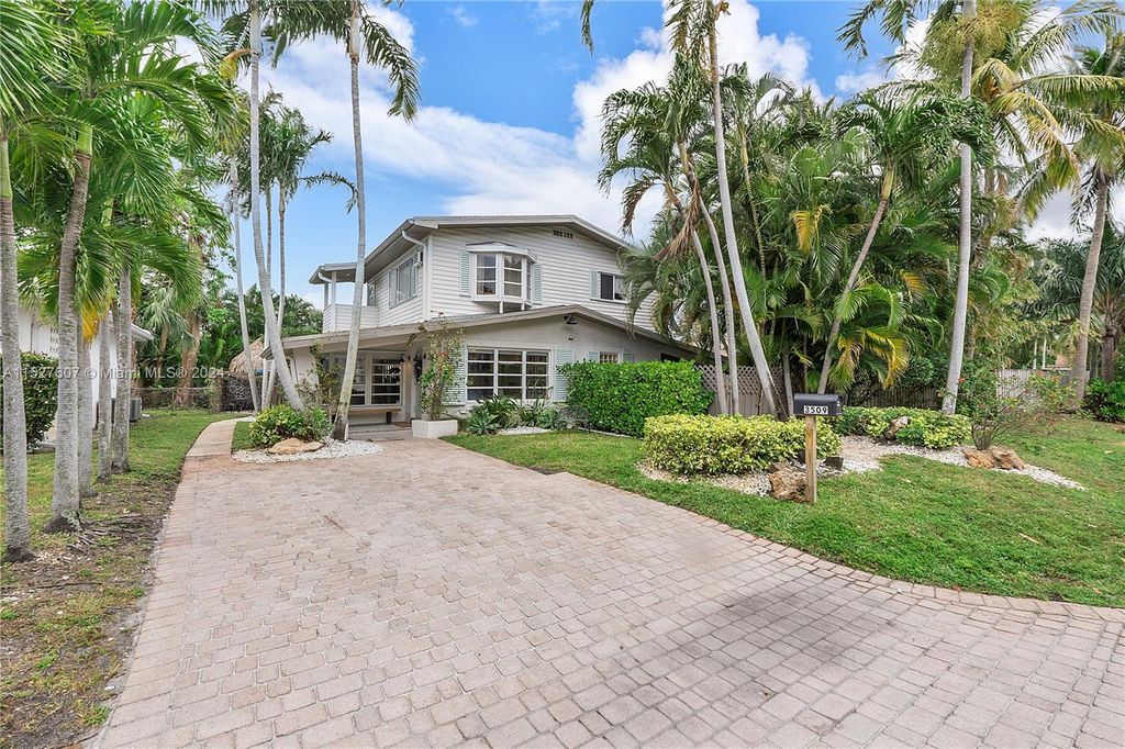 Photo of 3509 NE 20th Ave, Oakland Park, FL 33308 (MLS # A11527607)