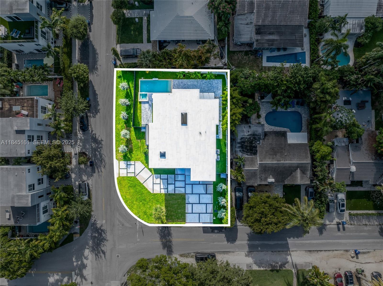 MACARTHUR PARK - Residential